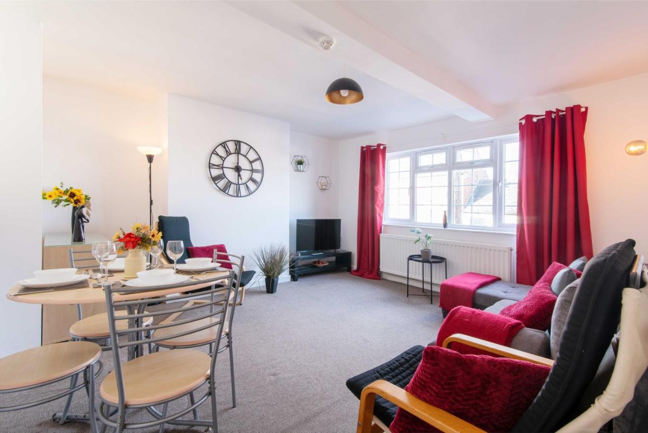 Stylish & Central 2 Bedroom Apartment - Fast Wifi Castle Donington Extérieur photo